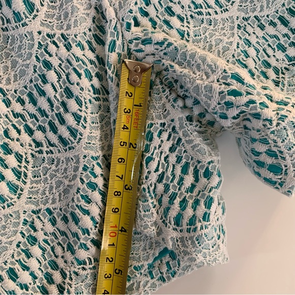 Ann Taylor LOFT Aqua Blue White Lace Overlay Shorts Size 8 - Picture 6 of 9